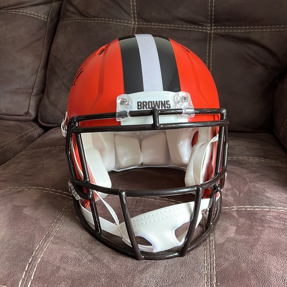 Cleveland Brown’s Authentic Helmet - Picture 3 of 8